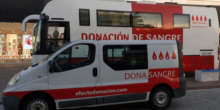 Una unidad móvil de donación de sangre está operativa esta semana en Corralejo