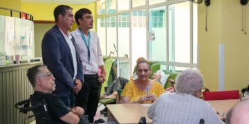 Francisco Candil: “Canarias avanza hacia nuevos modelos de atención residencial”
