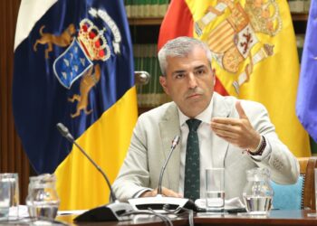 Manuel Domínguez anuncia el impulso a la continuidad de empresas y autónomos con dos nuevos programas