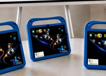 El Materno adquiere tabletas digitales para el apoyo terapéutico de los niños de las unidades de atención temprana