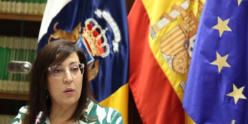 Canarias refuerza las políticas de prevención y apoyo a las familias como medida para paliar la pobreza infantil