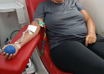Una unidad móvil facilita la donación de sangre en El Puertillo de Arucas