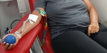Una unidad móvil facilita la donación de sangre en El Puertillo de Arucas