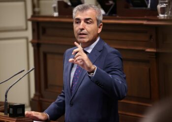 Manuel Domínguez defiende los avances económicos y de empleo de Canarias desde el inicio de legislatura