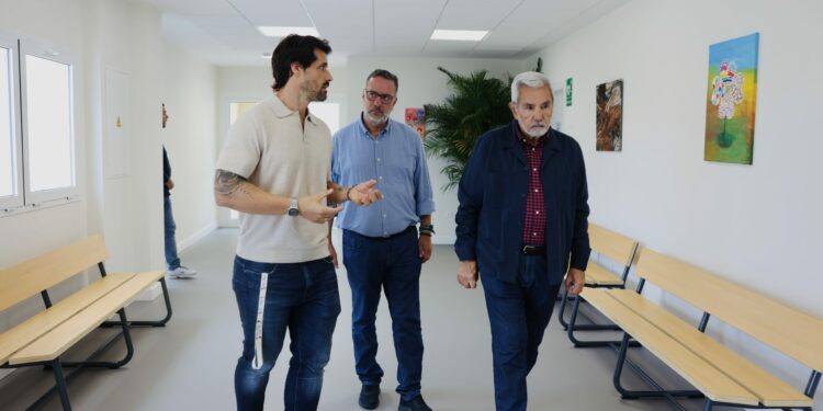 El nuevo Centro de Educación Especial de Adeje atiende una demanda histórica de las familias del sur de Tenerife