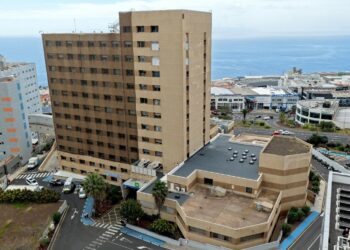 El SCS destina 4,3 millones a rehabilitar la fachada del edificio de Traumatología del Hospital La Candelaria