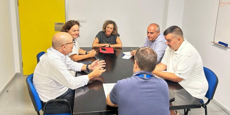 El Hospital General de Fuerteventura firma un acuerdo con la Fundación Canaria Pequeño Valiente