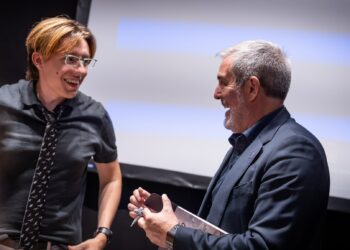 Clavijo destaca la inmensa generosidad de Daniel Comín en su afán por ayudar a otras personas con autismo