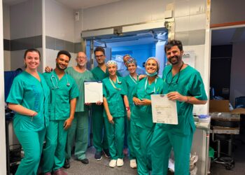 El Doctor Negrín incorpora una tecnología con ultrasonidos para tratar la trombosis venosa cerebral compleja
