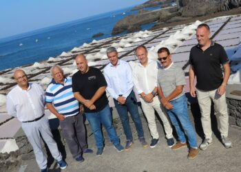 Salinas de Fuencaliente, casi seis décadas preservando la producción artesanal de sal marina en La Palma