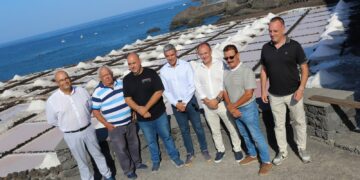 Salinas de Fuencaliente, casi seis décadas preservando la producción artesanal de sal marina en La Palma