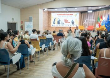 El Área de Salud de Fuerteventura presenta en las V Jornadas de Alzheimer su experiencia de apoyo a cuidadoras