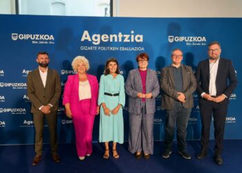 Canarias estudia la aplicación del marco europeo para mejorar la calidad de los servicios sociales