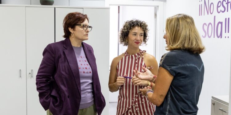 Canarias ha atendido en sus cinco centros a 1.169 mujeres y menores víctimas directas de agresiones sexuales