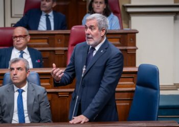 Clavijo advierte de que Canarias vive un momento crítico ante el nuevo marco financiero y la estrategia RUP
