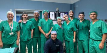 El Hospital Insular de Gran Canaria trata el aneurisma complejo de aorta con una nueva tecnología