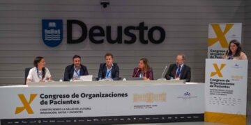 Profesionales del SCS defienden en un encuentro nacional la participación real y estructurada de los pacientes