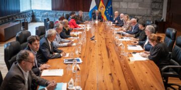 El Gobierno explica al Consejo Asesor una cuentas 2027 volcadas en vivienda, sanidad, educación y asuntos sociales