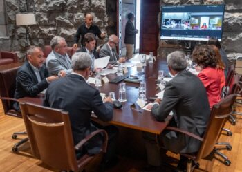 El Gobierno de Canarias destinará 9,9 millones de euros a las dos capitales en su presupuesto del próximo año