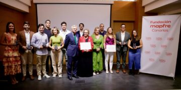 Nueve profesionales del SCS, reconocidos en los Premios Fundación Mapfre Canarias 2026