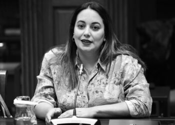 La diputada Cristina Calero durante una comisión