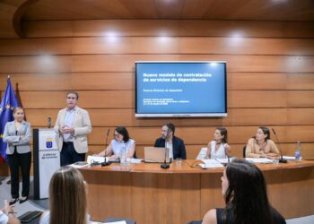 Bienestar Social invita a empresas y entidades a sumarse al nuevo modelo de contrato para atender la dependencia
