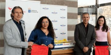 Hemodonación y Hemoterapia renueva el acuerdo de colaboración con la compañía Fred. Olsen Express