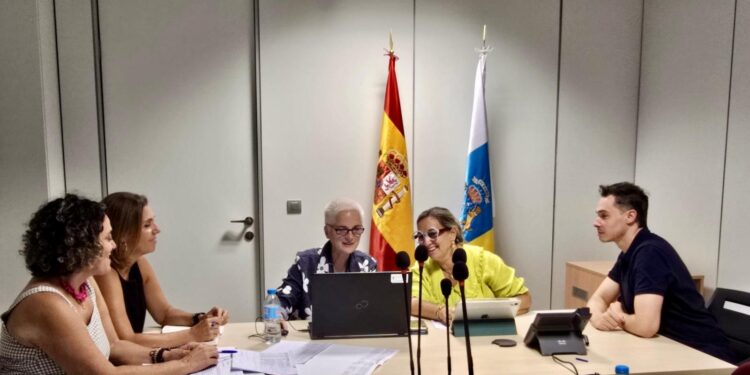 Sanidad y la Fiscalía de Canarias impulsan una línea de trabajo para potenciar la continuidad asistencial