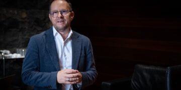 Canarias insta a las islas de la UE a trabajar unidas ante retos como la vivienda y el cambio climático