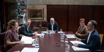 Clavijo analiza con CEAR los riesgos del Pacto de Migración y Asilo en medio del repunte migratorio en Canarias  