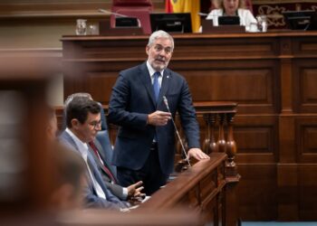 Clavijo advierte que “vamos a pelear hasta el último euro” de las transferencias pendientes del Estado